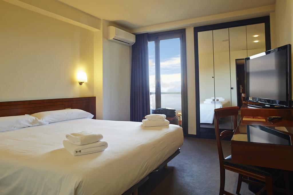 New Hotel Ов'єдо Екстер'єр фото